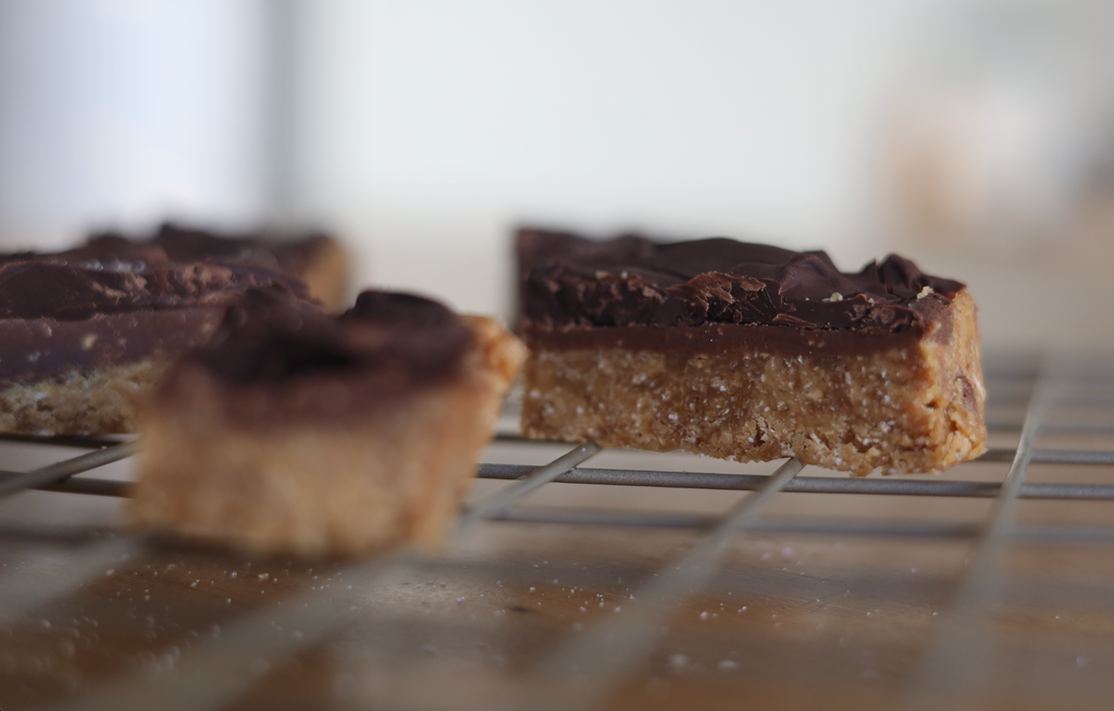 No Bake Chocolate Peanut Butter Bars